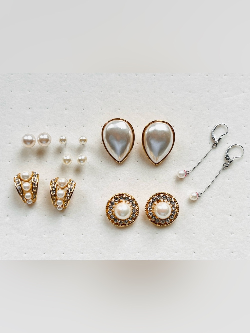 ✨ Elegant Pearl Collection Earring Bundle - 7 Pairs ✨